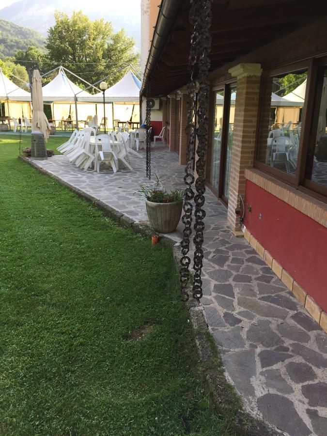 Hotel River Civitella Roveto Екстериор снимка